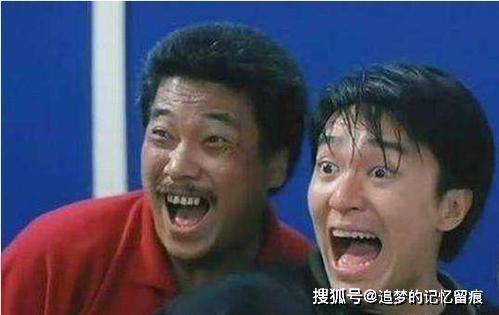 周星驰电影全集免费观看（周星驰电影全集免费观看完整）