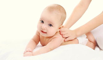 宝宝腰好会扭（宝宝腰好会扭用力一蹭就疼）