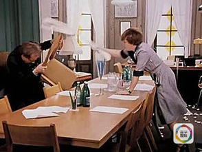 办公室的交易完整版免费观看（办公室的故事苏联电影在线观看）