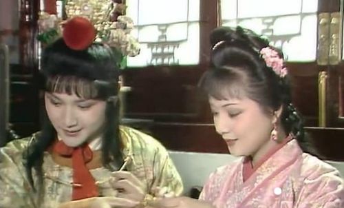 贾政令宝钗扶着树干的故事原文(贾政与宝钗的故事) 贾政令宝钗扶着树干的故事原文(贾政与宝钗的故事)