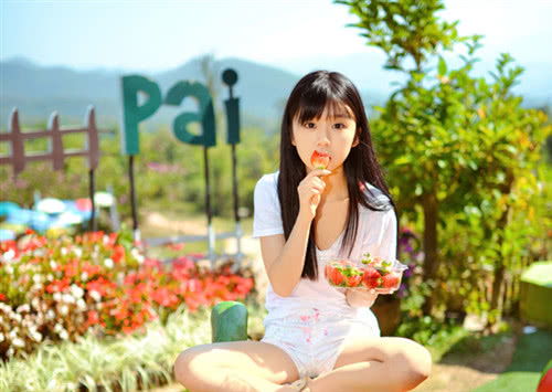 小美女（小美女生日祝福语 简短独特）